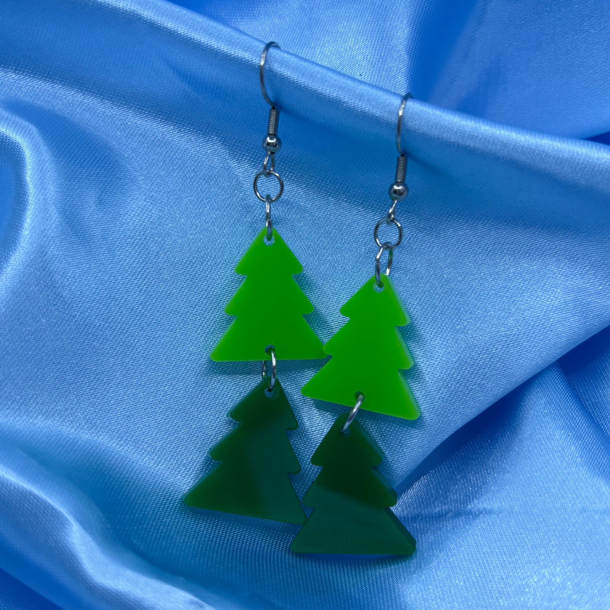 Christmas Tree Dangle Earrings - Green